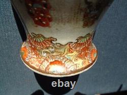 A Fine Antique Japanese Pair of Satsuma vases. Meiji period. Signed