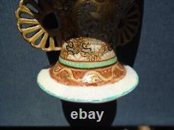 A Fine Antique Japanese Pair of Satsuma vases. Meiji period. Signed