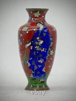 A Fine Cororfull Japanese Cloisonne Enamel Vase. Meiji period