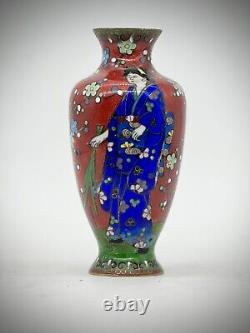 A Fine Cororfull Japanese Cloisonne Enamel Vase. Meiji period