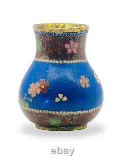 A Fine Japanese Cloisonne Enamel Vase in style of early Namikawa Yasuyuki