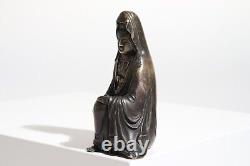 A Fine Japanese Signed Bronze Figure of Kannon Meiji Okimono Japan