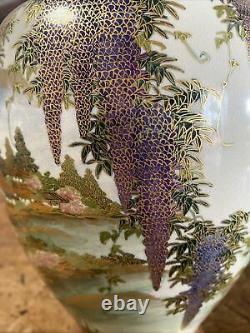 A fine and large Antique Japanese Satsuma Vase