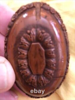 Antique Japanese Snuff Box Bottle, Early Fine Details Carving