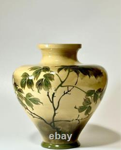 Antique fine art pottery Vase Pot flower pattern 9 inch tall Japanese