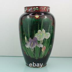 Art Nouveau fine Japanese enameled cloisonne floral vase. Meiji Period