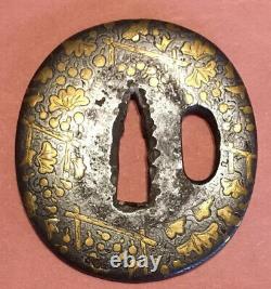 C. 1600 Early Edo, Yoshiro/Heianjo School Japanese Iron Tsuba, Fine Brass Inlay