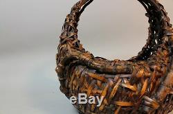 Extremely fine and Rare Japanese Ikebana Bamboo Basket T25