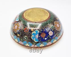 FINE JAPANESE MEIJI PERIOD CLOISONNE CIRCULAR BOX 19th Century