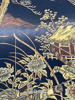 Fine 19th C JAPANESE Antique Lacquered Tray SAMURAI WARRIORS COMBAT Maki-e Meiji