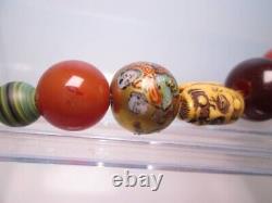 Fine Antique Japanese Lacquered Ojime Bead Necklace 7 Ojime Agate Amber