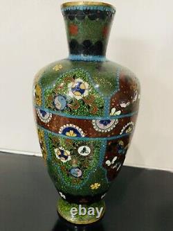 Fine Antique Japanese Meiji Cloisonné Enamel Ginbari 8 inch Vase 19th Century