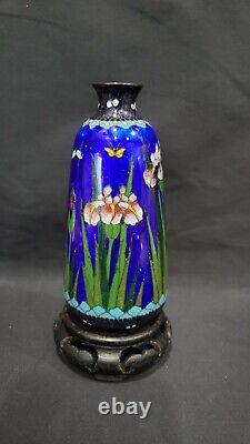 Fine Antique Japanese Meiji Small Cloisonne Vase with Iris Flower, 4 7/8 Tall