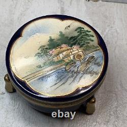 Fine Antique Japanese Satsuma Pottery Covered Box Early 20th century Signed