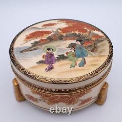 Fine Antique Japanese Satsuma Pottery Covered Box Early 20th century Signed EXC