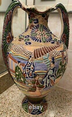 Fine Antique c. Meiji Japanese Moriage Satsuma Extremely Detail Hand Painted Vase