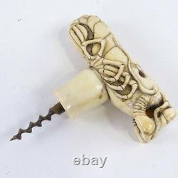 Fine Carved Bovine Japanese Meiji Period'Crayfish' Corkscrew / Cane Top, c1880