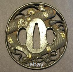 Fine Edo era, Japanese sword guard/Tsuba, Sukashi Iron w. Gold &? Silver inlay