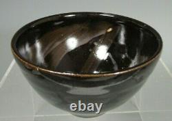 Fine Japan Japanese Contemporary Studio Pottery Glazed Tea Bowl ca. 20th c