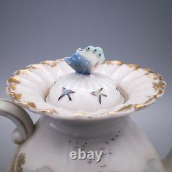 Fine Japanese Kutani Porcelain Teapot With Mt. Fuji and Gilt Decoration. Rare