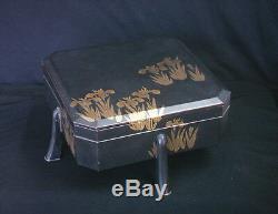 Fine Japanese Lacquer Footed Box