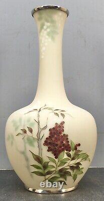 Fine Japanese Meiji Wire & Wireless Cloisonne Vase withberries, signed