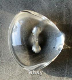 Fine Japanese Rock Crystal Netsuke in the form of a Clam c. 1920