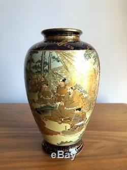 Fine Japanese Satsuma Vase Warriors and noble women Antique