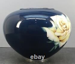 Fine Japanese Taisho Ando Cloisonne Vase With Silver Wire & Wireless Designs