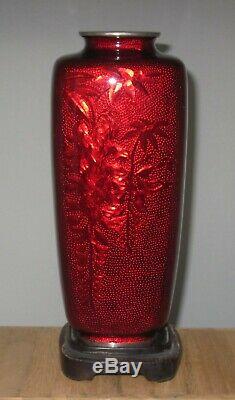 Fine Large Meiji Japanese Akasuke Baisse-Taille Cloisonne Enamel Vase Signed