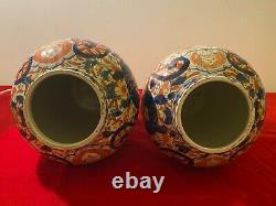 Fine Pair of Japanese Imari Ribbed Jars & Covers Lion Finals 33cm / 13.2 inch