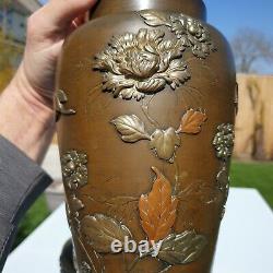 Fine Quality Pair Of Antique Japanese Meiji 1868-1921 Bronze Mixed Metal Vases