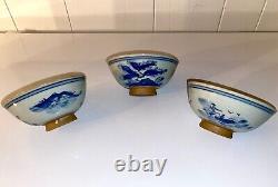 Fine Vintage Japanese 3-Pc Set Porcelain Tea Bowls. Signed