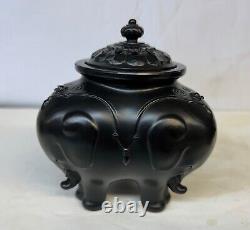 Fine japanese bronze censer. Height 5 inches