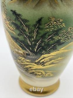 Finely Detailed Handpainted Japanese Soko Satsuma Vase 5