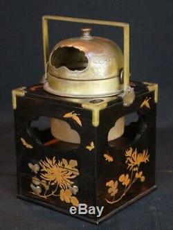 Japan lacquer pipe stand Tabakobon 1880s Japanese fine art craft