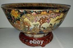 Japanese Fine Meiji Satsuma Musicians in the Garden Bowl withWood Stand