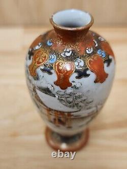 Japanese Hand Painted Porcelain Miniature Vase Samurai Meiji period Signed FINE