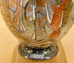 Japanese Meiji Satsuma Vase With Handles & Fine Decorations By Kinkozan