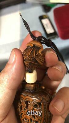 Japanese fine Netsuke classic & antique carving fastener Antique Frog and Pot