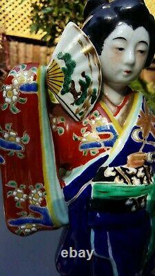 Japanese old hand painted Kutani lady statue in fine colour