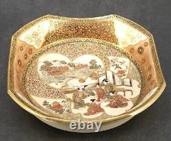 Rare Japanese Meiji Satsuma Bowl with Fine Decorations, Signed