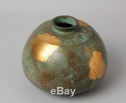 Very fine Japanese Bronze Vase AA100